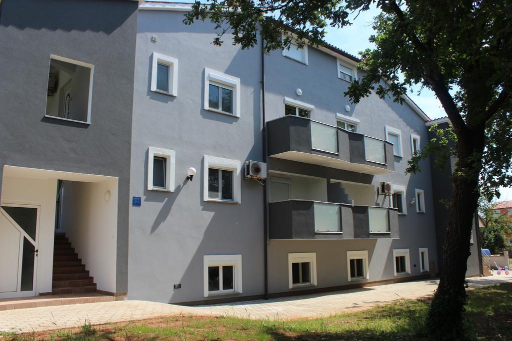 Apartments Barbic Medulin Zewnętrze zdjęcie