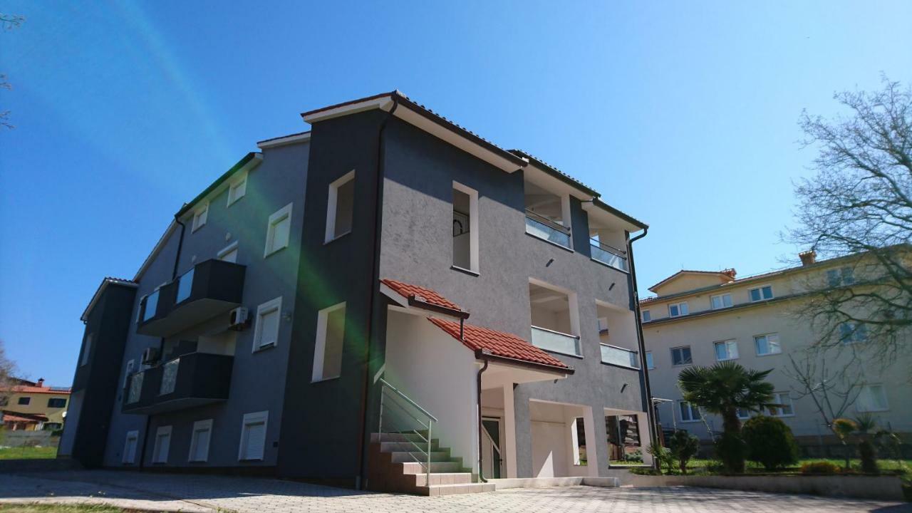 Apartments Barbic Medulin Zewnętrze zdjęcie